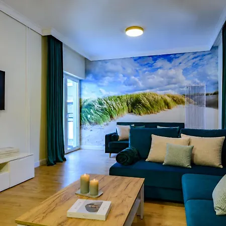 Apartament Blisko Morza Z Parkingiem, Jastrzebia Gora *